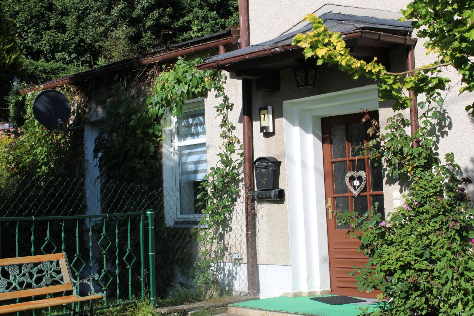 Ferienwohnung Am Muehlbach クリンゲンタール エクステリア 写真